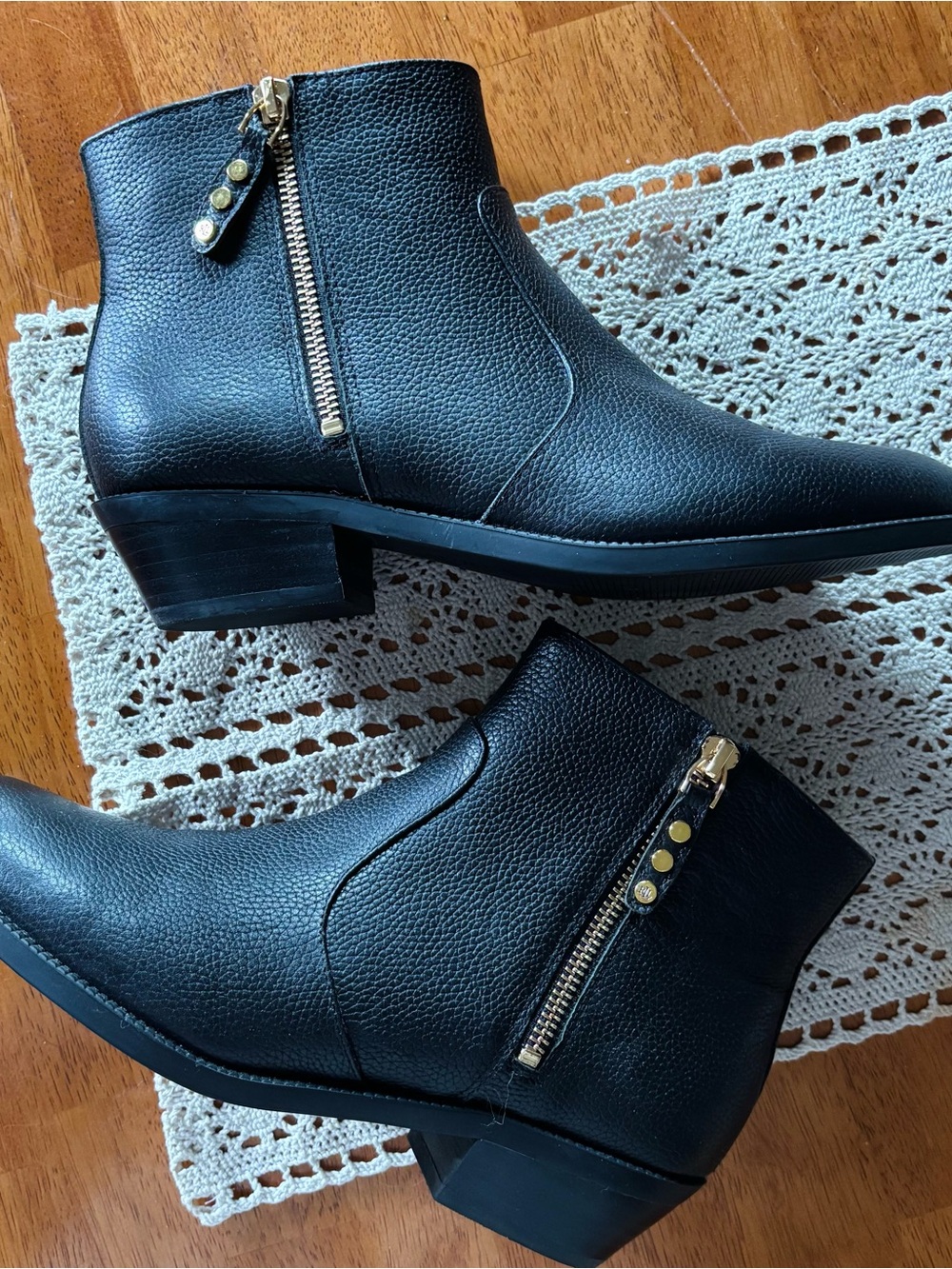 Lauren Ralph Lauren - Black Zip up Ankle booties